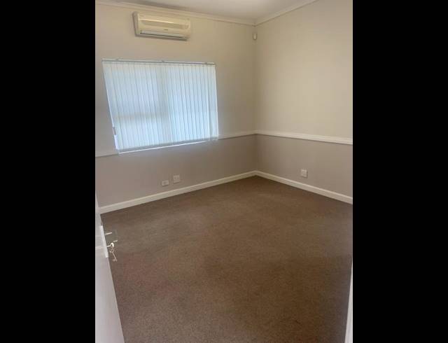 BUSINESS PROPERTY TO RENT IN MILL PARK